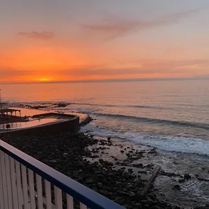 https://hola-ola-bajamar.adeje-hotels.com