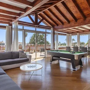 https://luxury-villa-nieve.hotelsfuerteventura.org